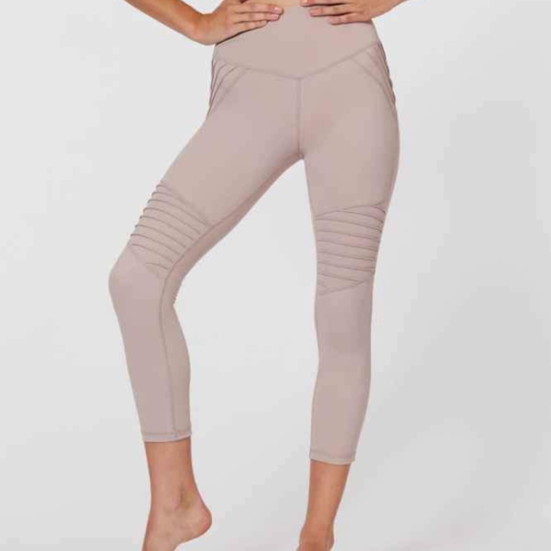 טייץ 3/4 של L'URV