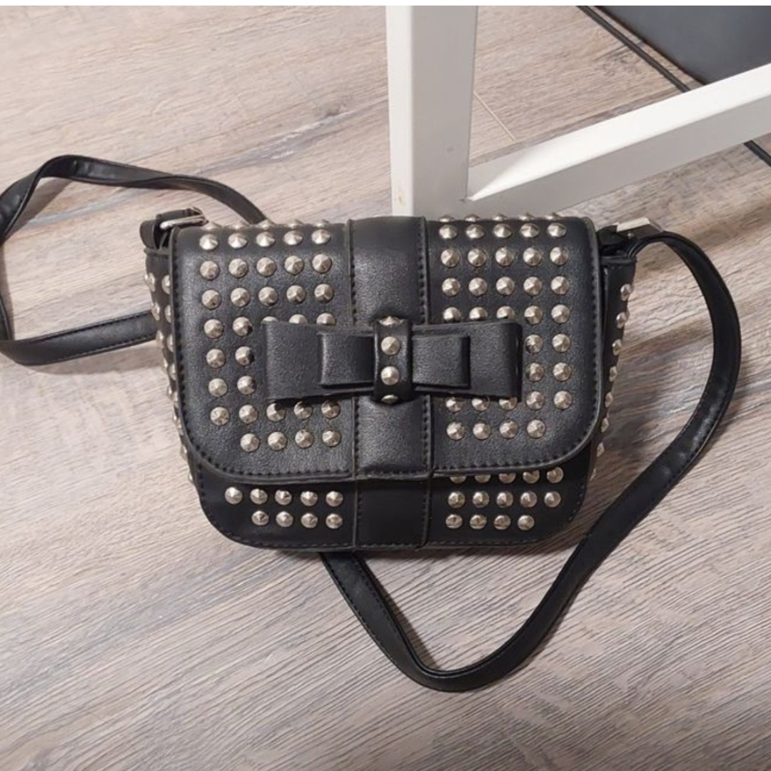 תיק צד לנשים