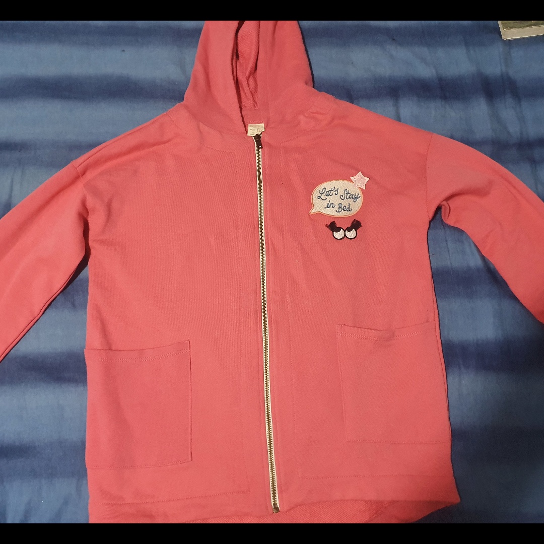 סווצרט ורוד