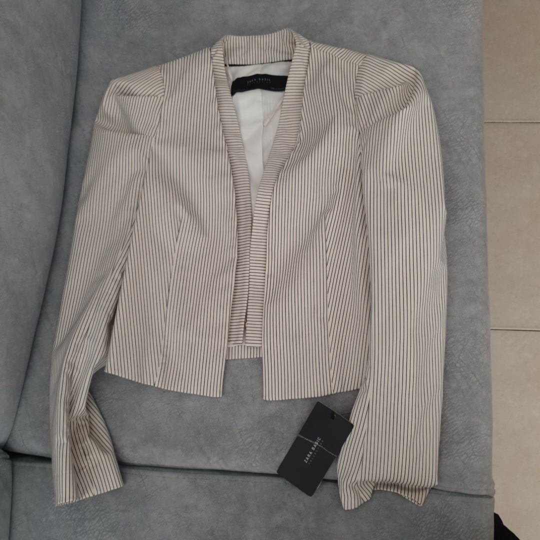 ג'קט של זארה 